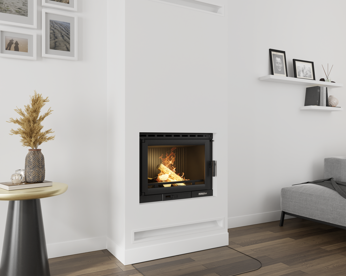Insert à bois NordFlam Etna A+ installé dans un intérieur, vue d'ambiance