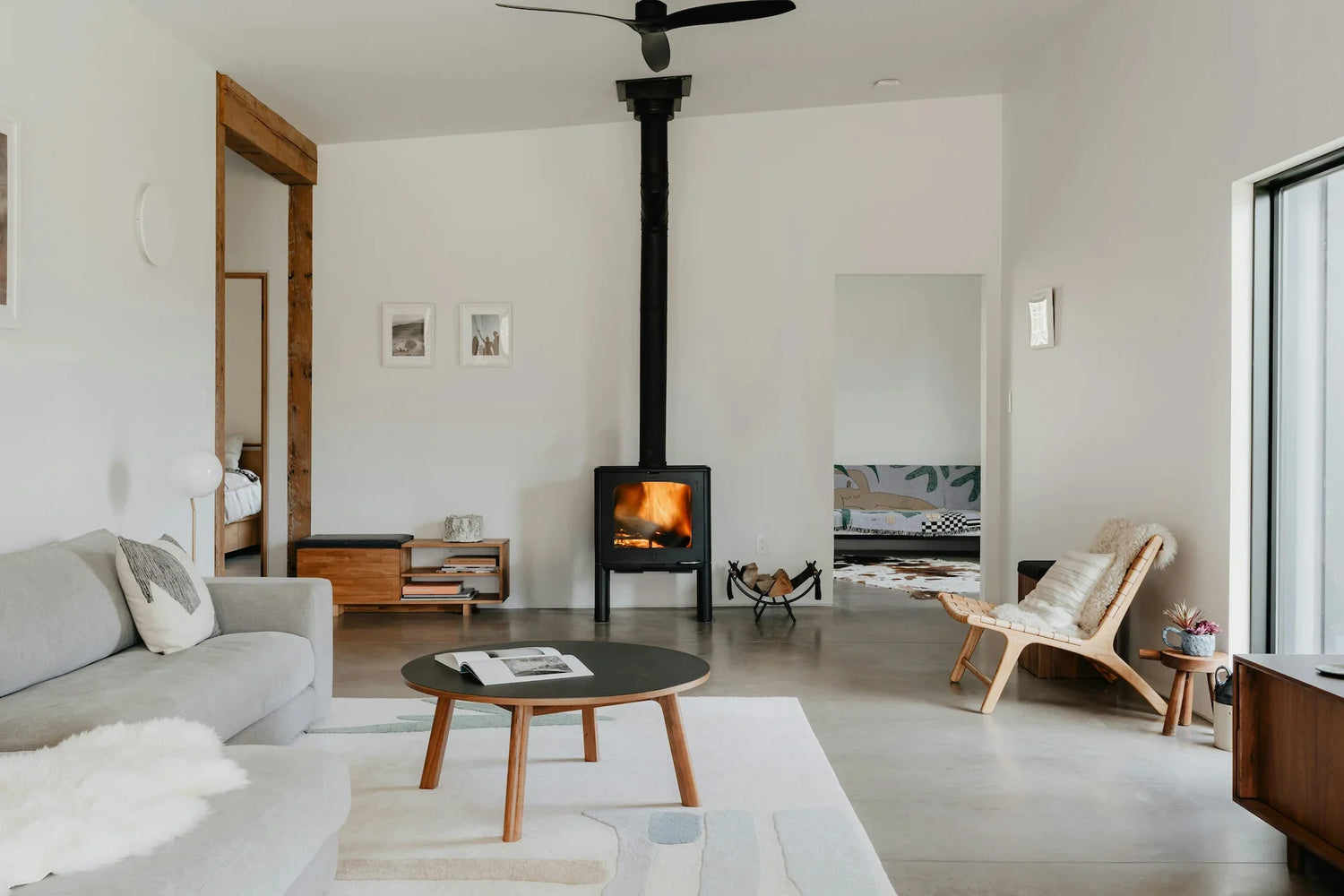 Où placer son poêle à bois dans la maison ? Le bon emplacement, pièce par pièce
