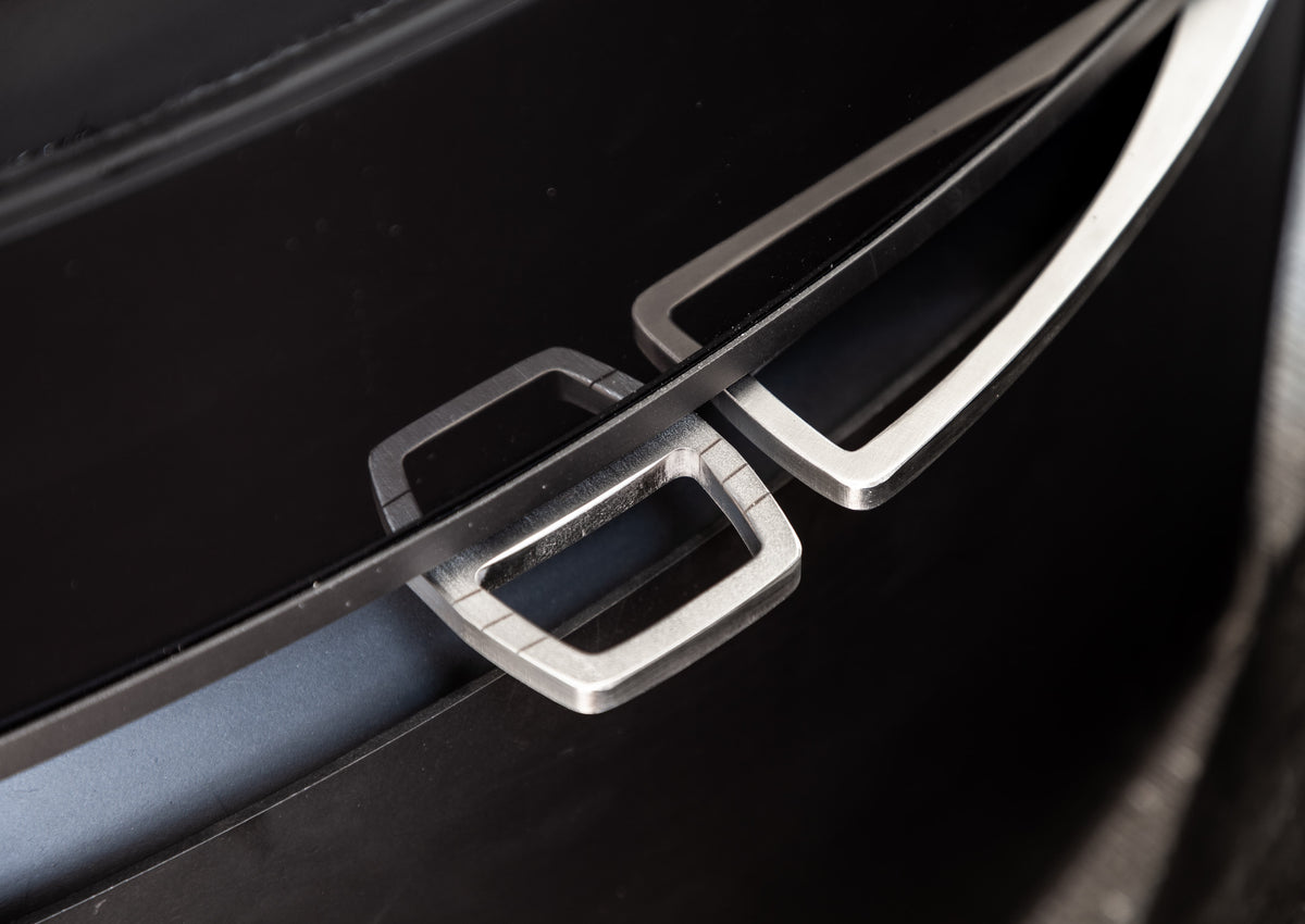 Poêle à bois Aduro 15 Lux - Détail de la porte en verre noir